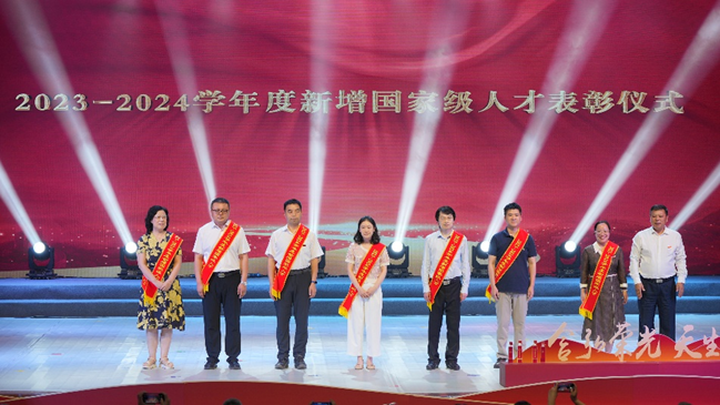 文件名称:image7.png原图大小:NaNGB