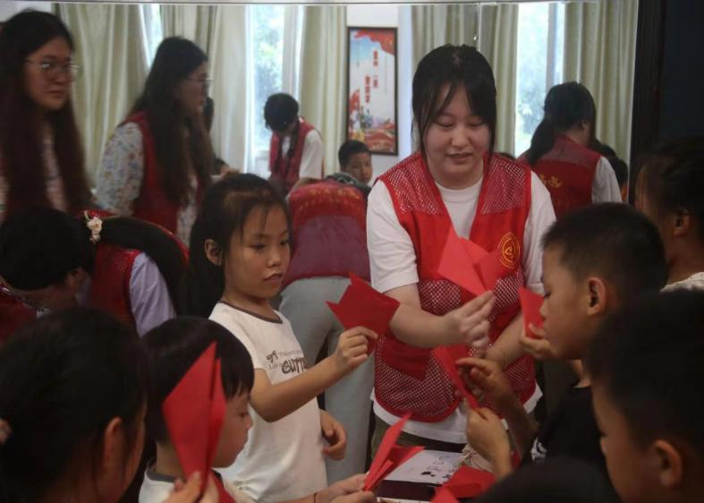 文件名称:历史.png原图大小:0.44MB